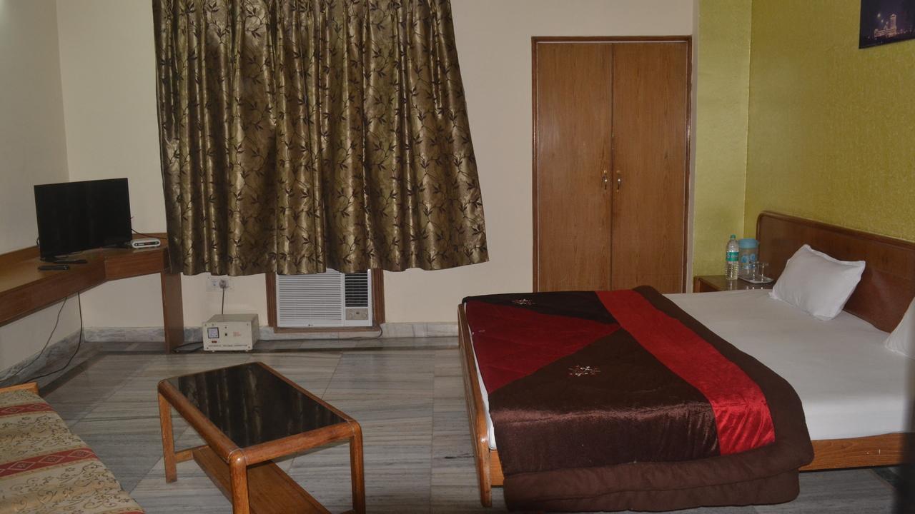 Hotel Har Ki Pauri Haridvár Kültér fotó